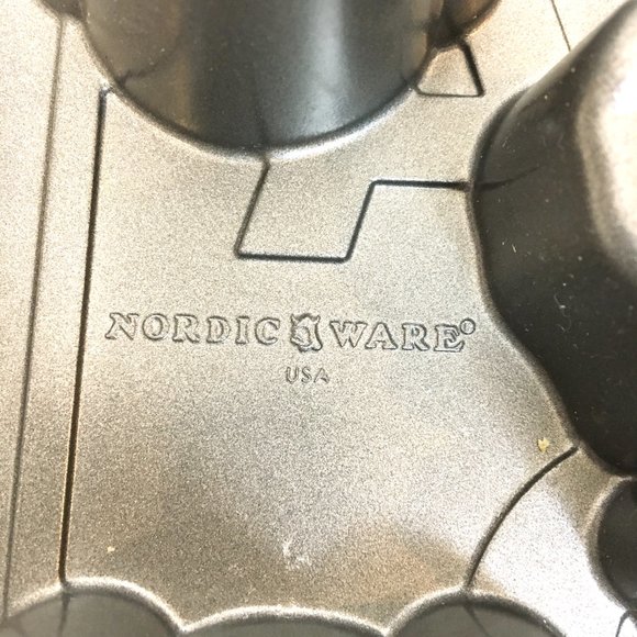 NORDIC WARE  Zoo Animal Friends Muffin Cake Baking Pan EUC - Picture 8 of 8